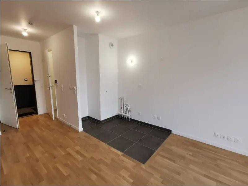 
                                                Location
                                                 Appartement 2 pièces à Suresnes