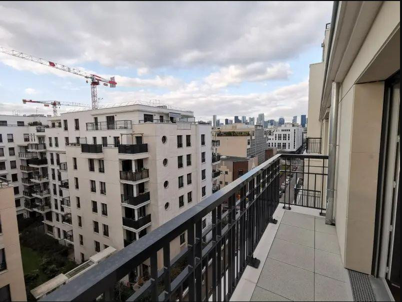 
                                                Location
                                                 Appartement 2 pièces à Suresnes