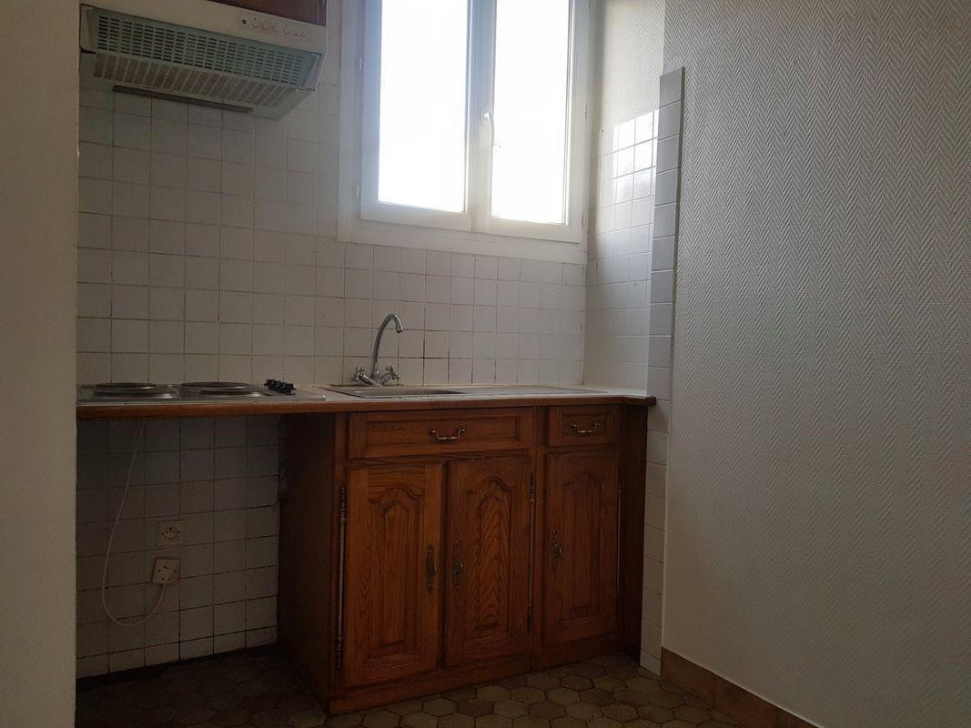 
                                                Location
                                                 Appartement 2 pièces a Villeneuve Limite Choisy