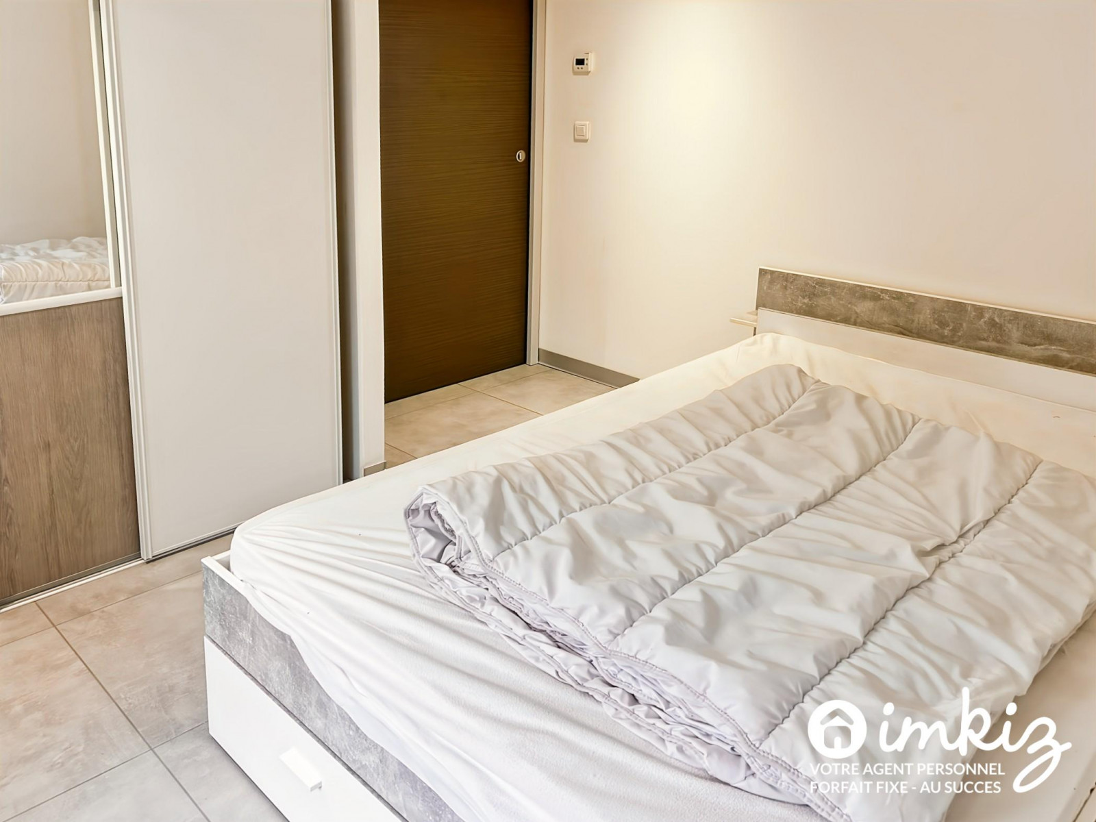 
                                                Vente
                                                 Appartement 2 pièces atypiques, entièrement rénove