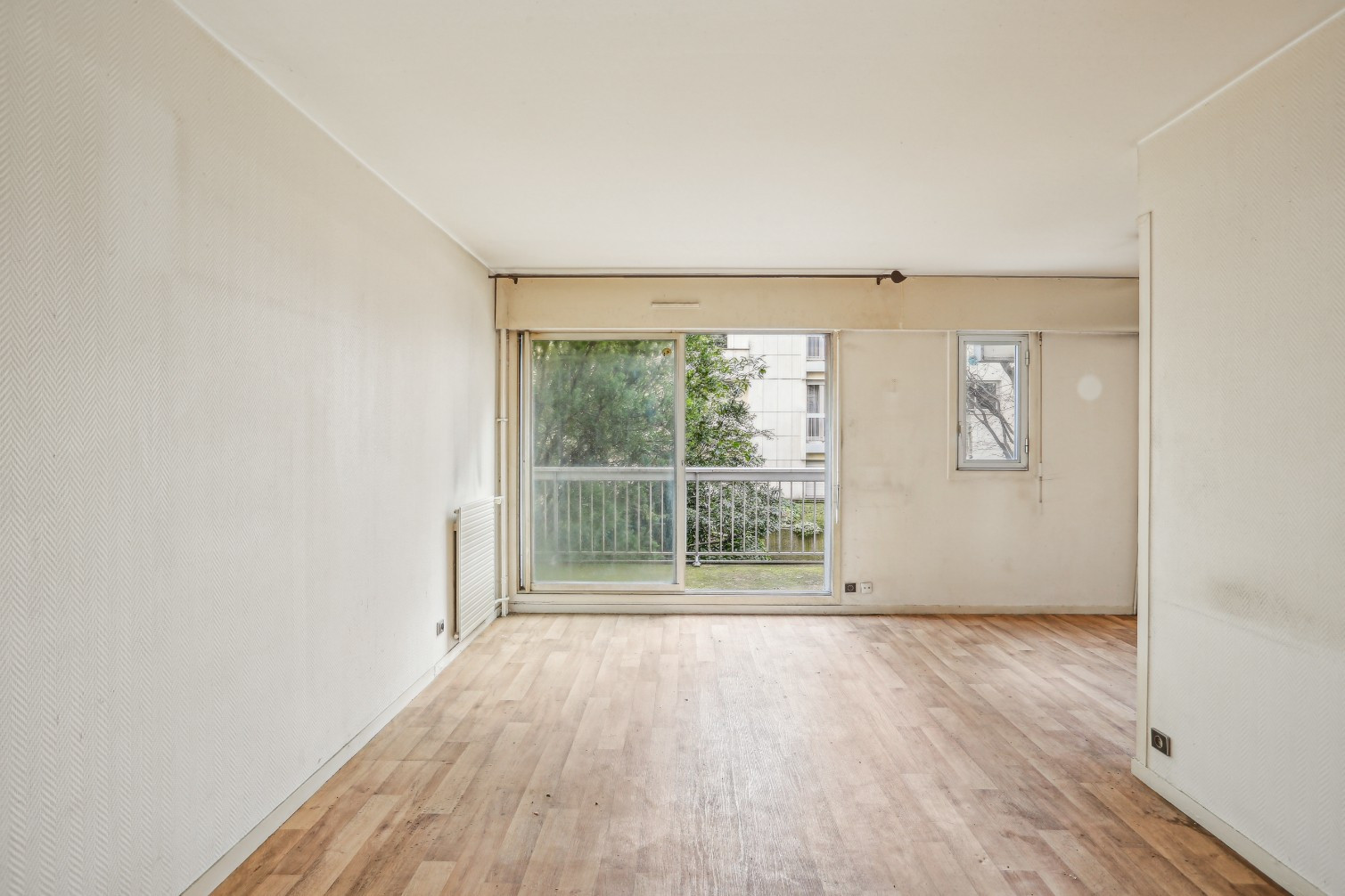
                                                Vente
                                                 Appartement 2 pièces avec balcon - Paris 5 ème