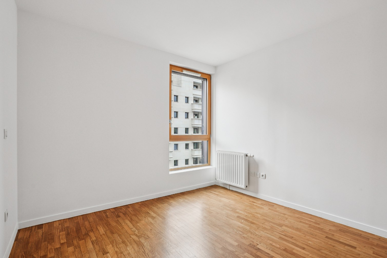 
                                                Vente
                                                 Appartement 2 pièces avec balcon - Saint-Ouen