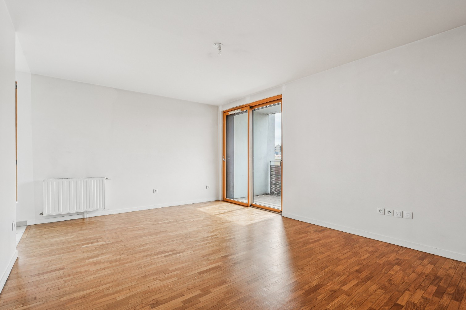 
                                                Vente
                                                 Appartement 2 pièces avec balcon - Saint-Ouen