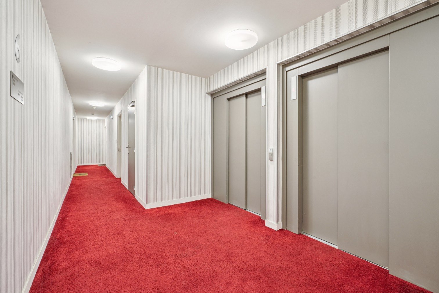 
                                                Vente
                                                 Appartement 2 pièces avec balcons - Boulogne