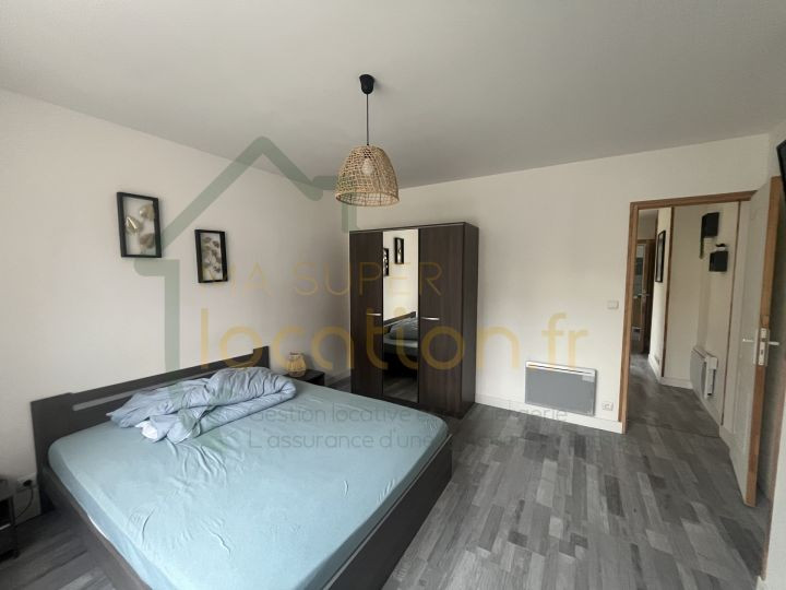 
                                                Location
                                                 Appartement 2 pièces avec cour intérieur privative à Albert