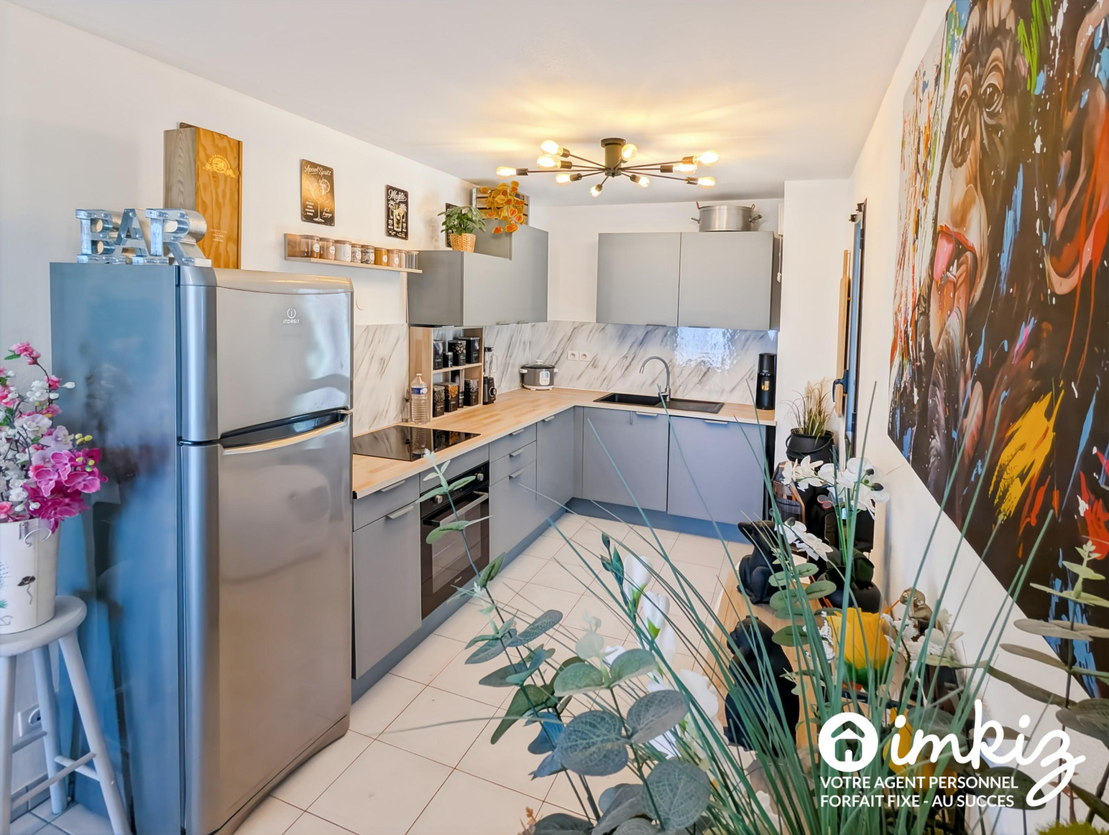 
                                                Vente
                                                 Appartement 2 pièces avec garage