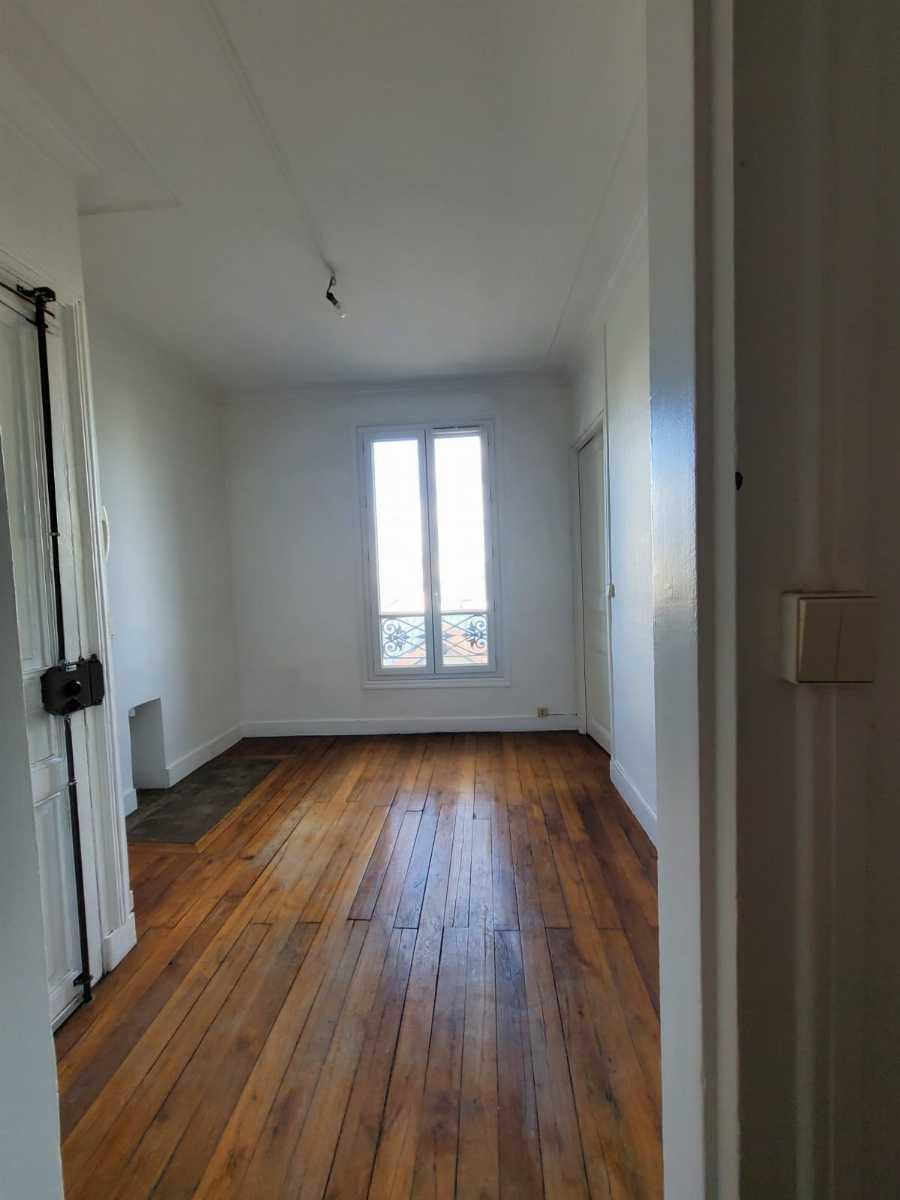 
                                                Location
                                                 Appartement 2 pièces centre de Colombes