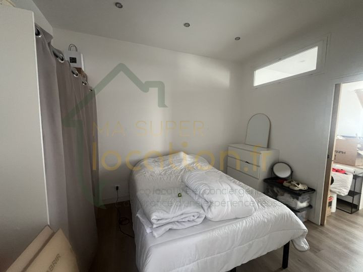 
                                                Location
                                                 Appartement 2 pièces, centre ville