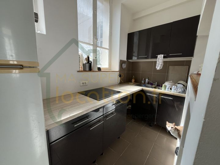 
                                                Location
                                                 Appartement 2 pièces, centre ville