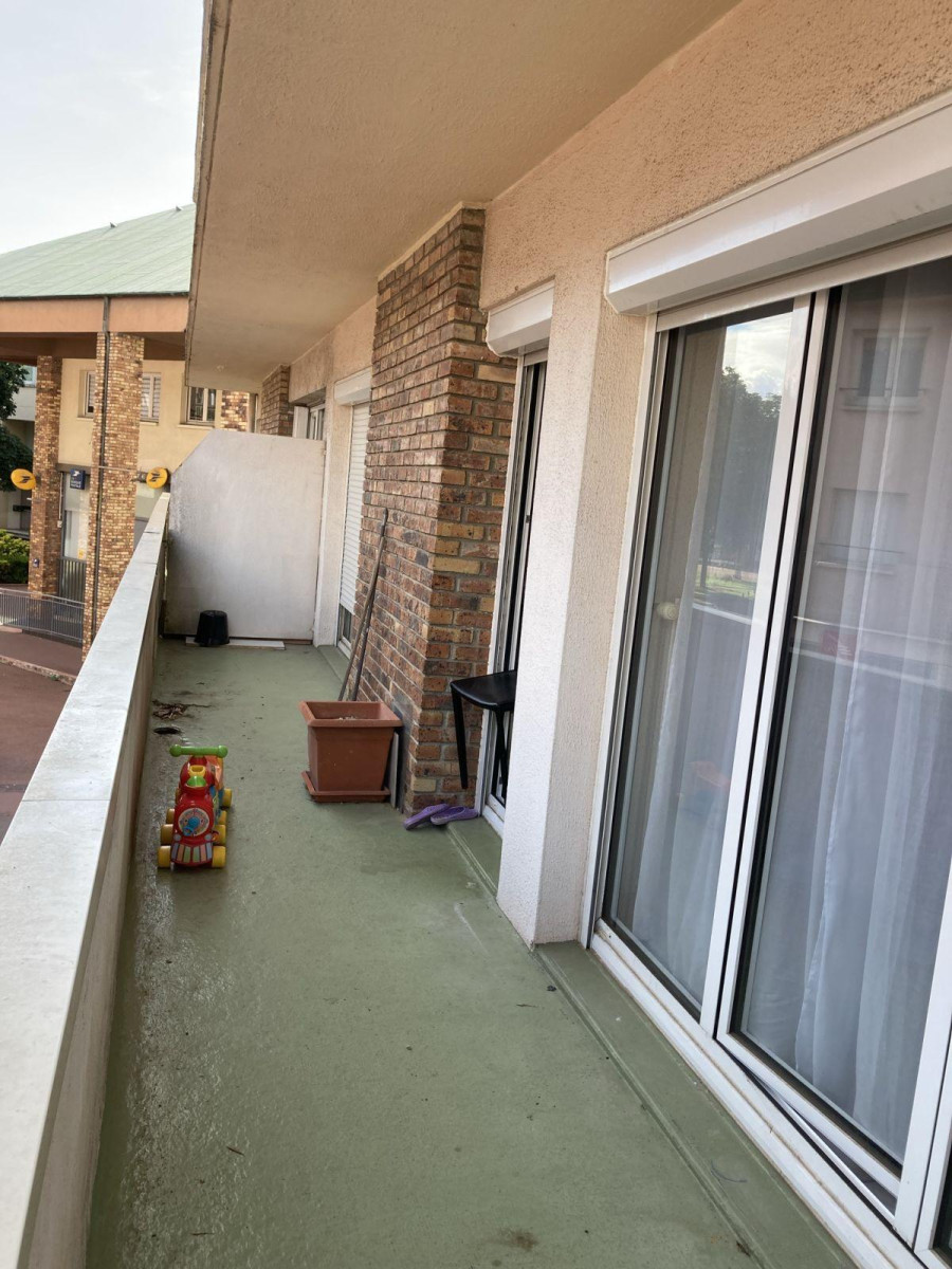 
                                                Location
                                                 Appartement 2 Pieces centre ville Maurepas