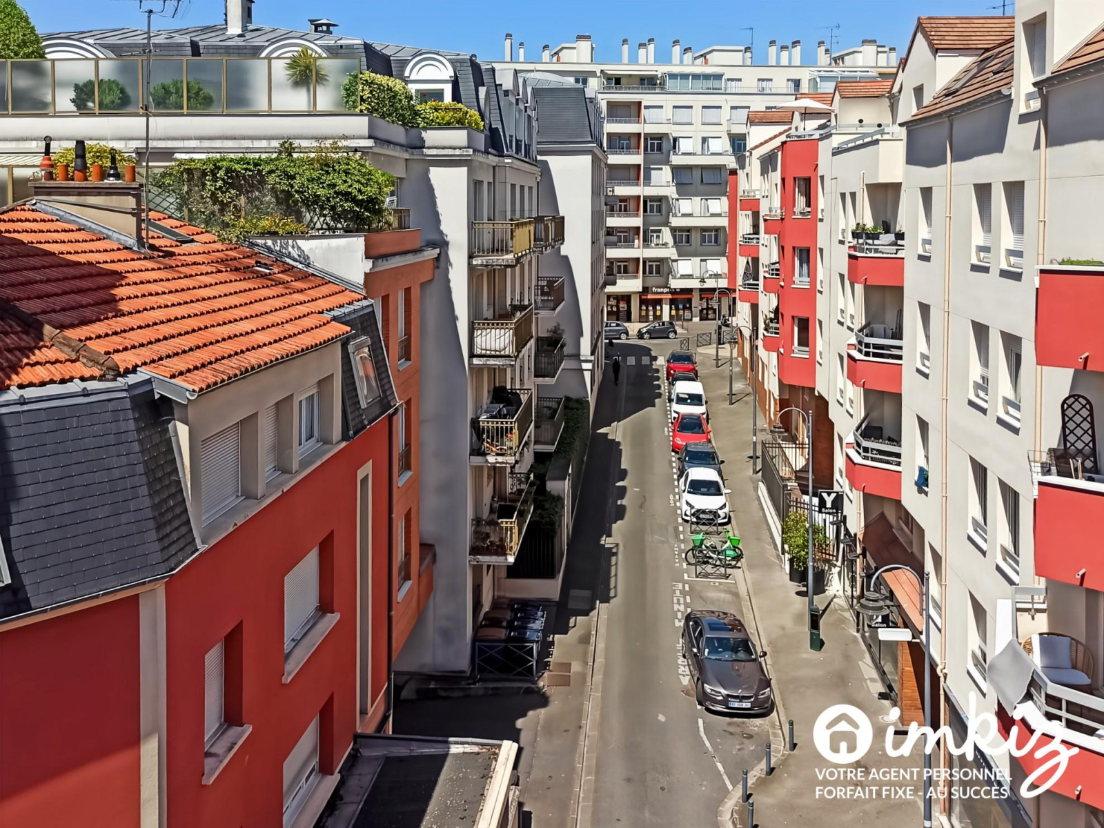 
                                                Vente
                                                 Appartement  2  pièces - chambre de bonne en sus
