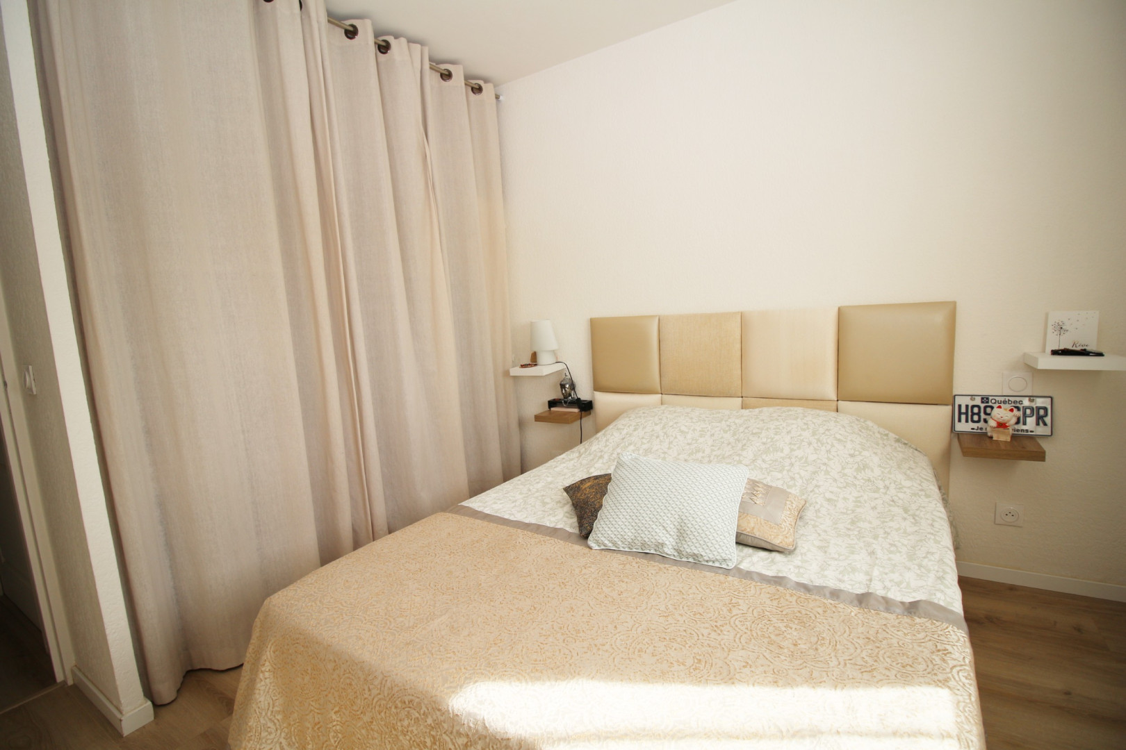 
                                                Vente
                                                 Appartement 2 pièces corniche fleurie terrasse piscine