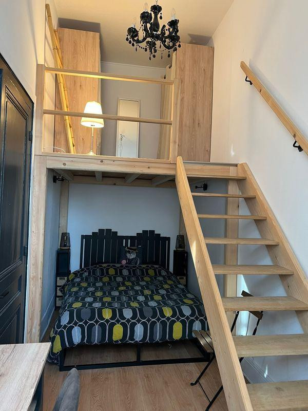 
                                                Location
                                                 Appartement 2 pièces cours Vitton