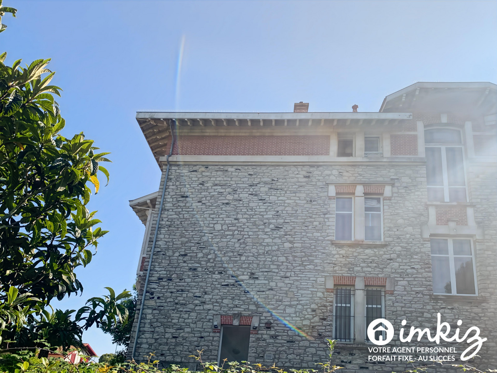 
                                                Vente
                                                 Appartement 2 pièces dans une villa remarquable