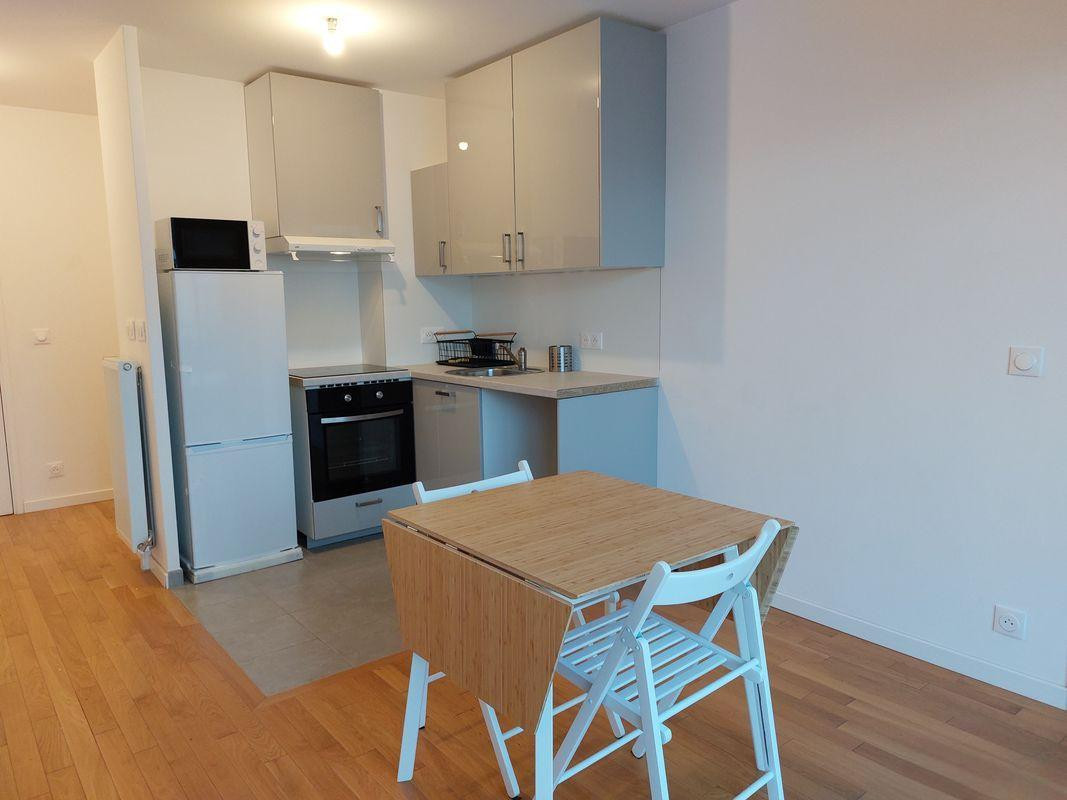 
                                                Location
                                                 Appartement 2 pièces de 39m²
