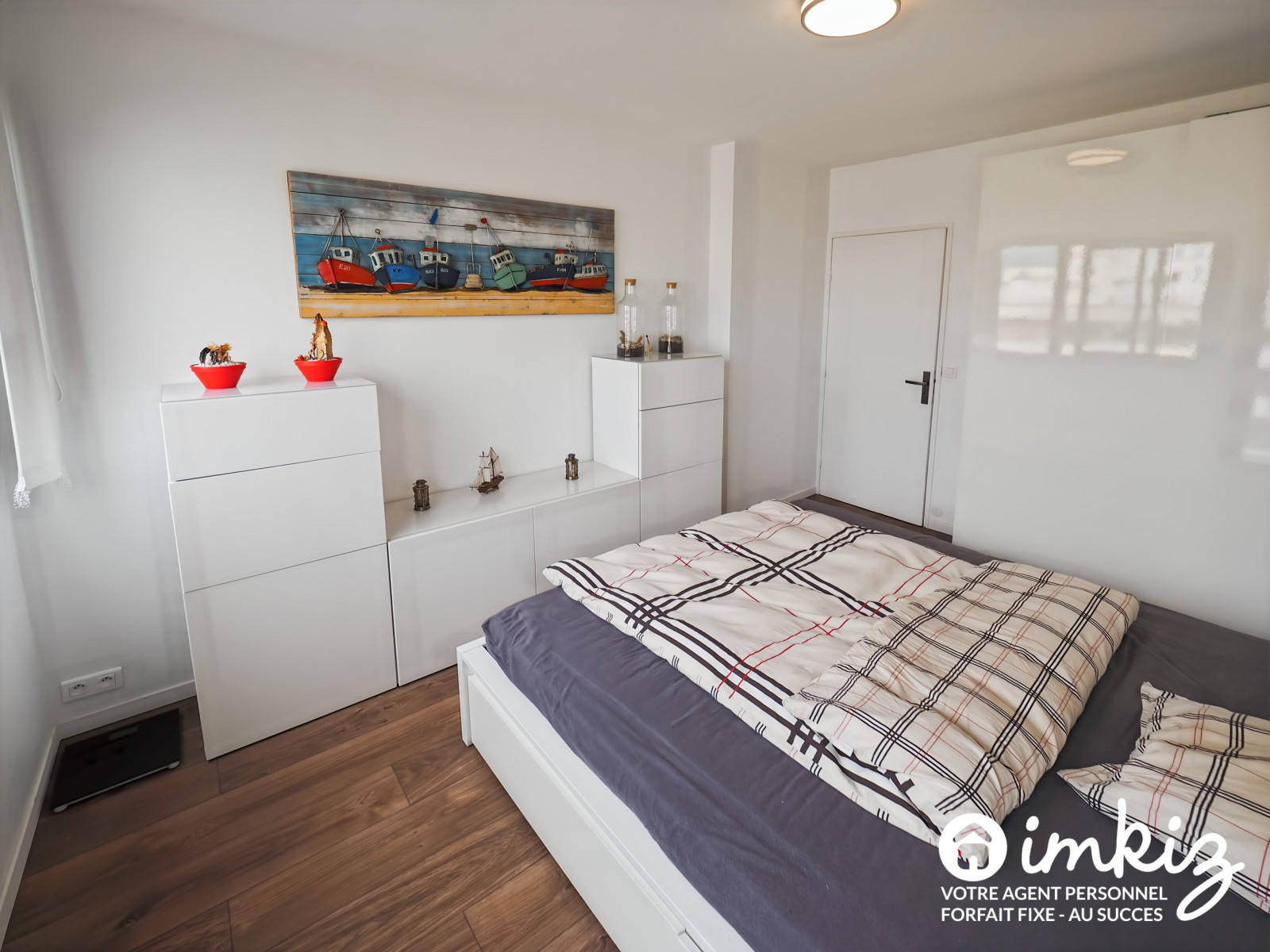 
                                                Vente
                                                 Appartement 2 pièces, grand balcon, vue degagée