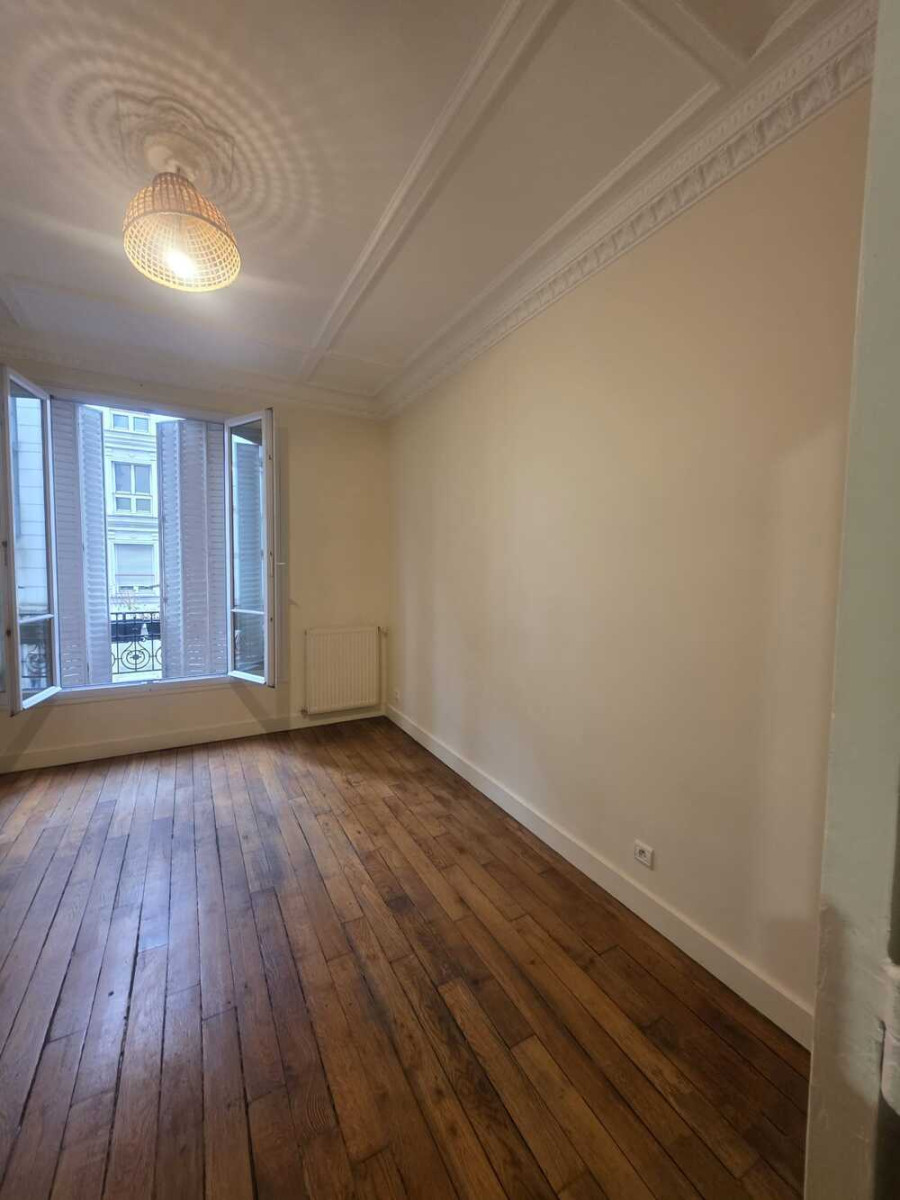 
                                                Vente
                                                 Appartement 2 pièces –  Levallois-Perret