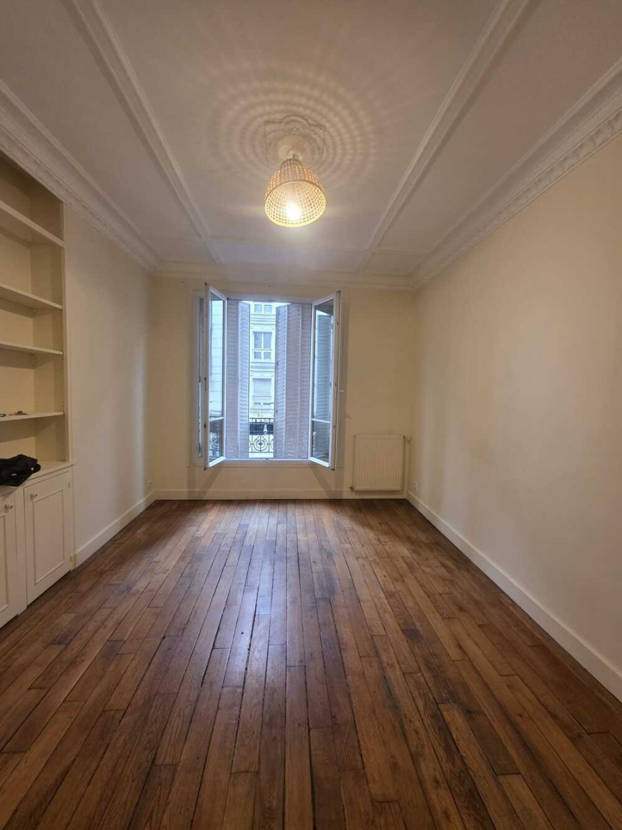 
                                                Vente
                                                 Appartement 2 pièces –  Levallois-Perret
