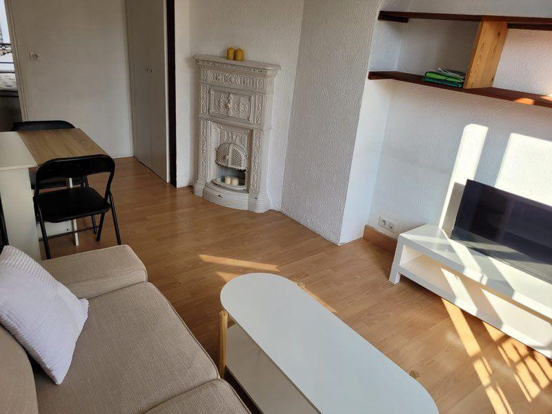 
                                                Location
                                                 Appartement 2 pièces - location meublée Paris 14