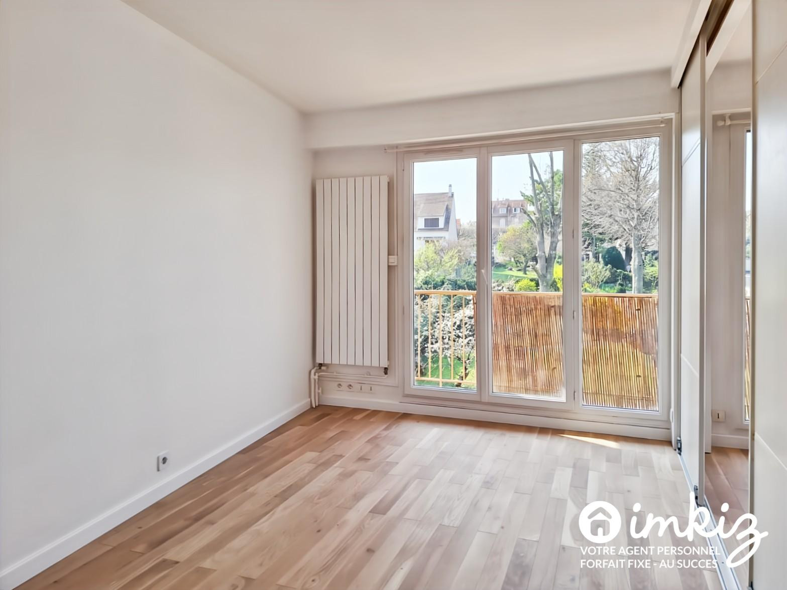 
                                                Vente
                                                 Appartement 2 pièces lumineux avec grand balcon