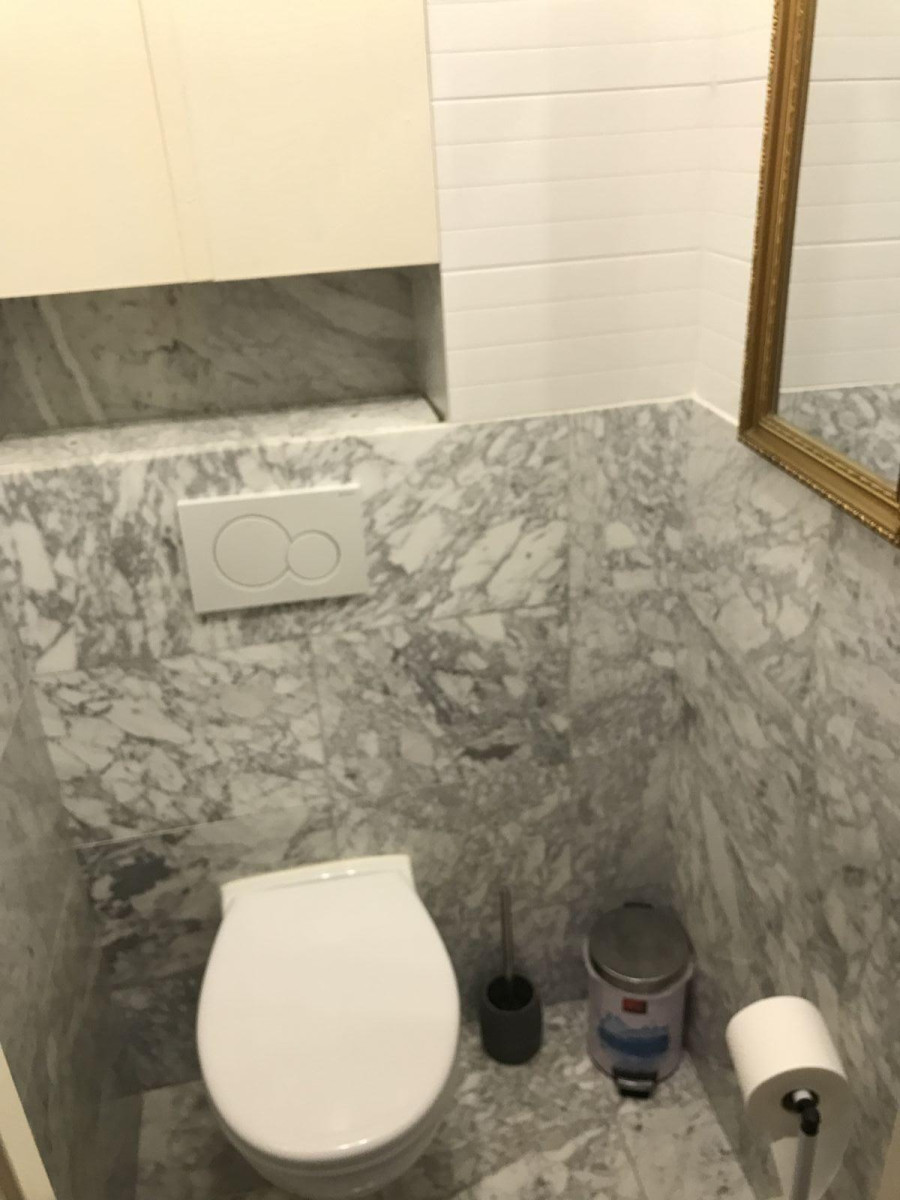 
                                                Location
                                                 Appartement 2 pièces , lumineux entièrement rénové