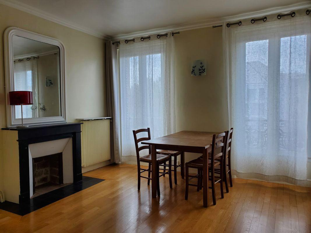 
                                                Location
                                                 Appartement 2 pièces meublé 43m2 Paris 19