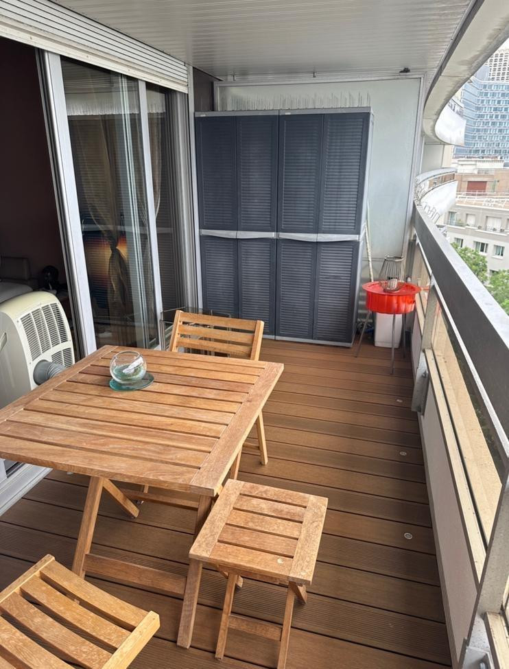 
                                                Location
                                                 Appartement 2 pièces meublé à louer (Tour Orphée)