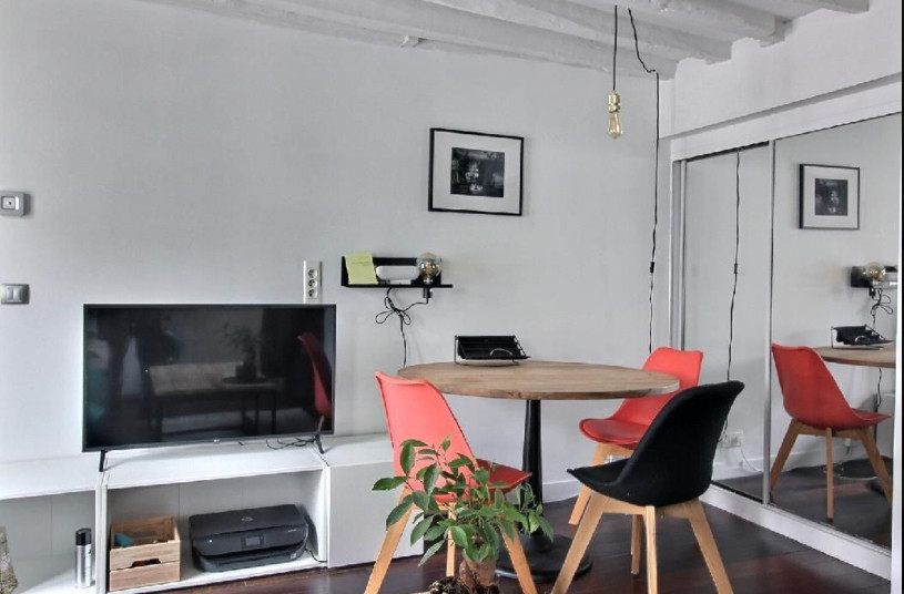 
                                                Location
                                                 Appartement 2 pièces meuble - Elysées - Madeleine