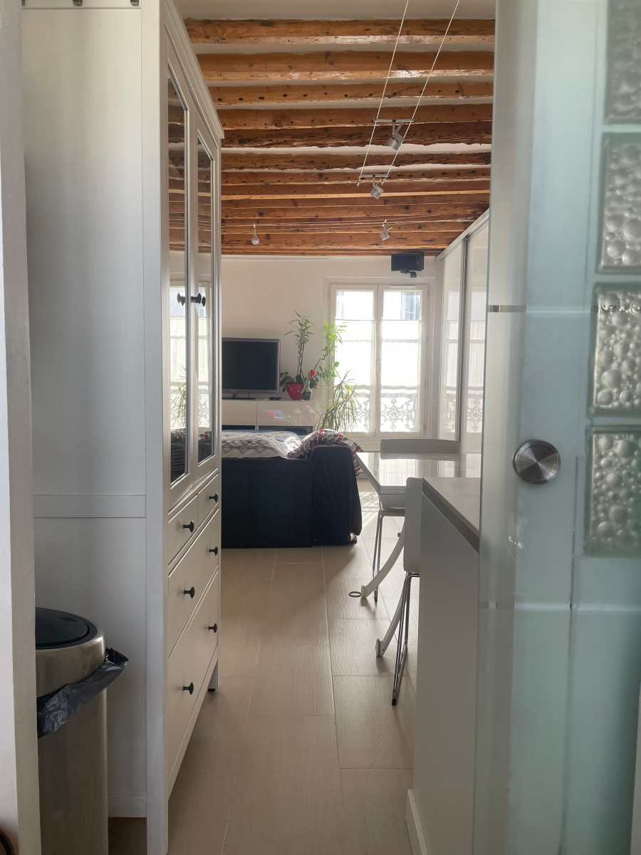 
                                                Location
                                                 Appartement 2 pieces meuble Paris-10e, quartier Strasbourg Saint-Denis (loyer tout inclus)