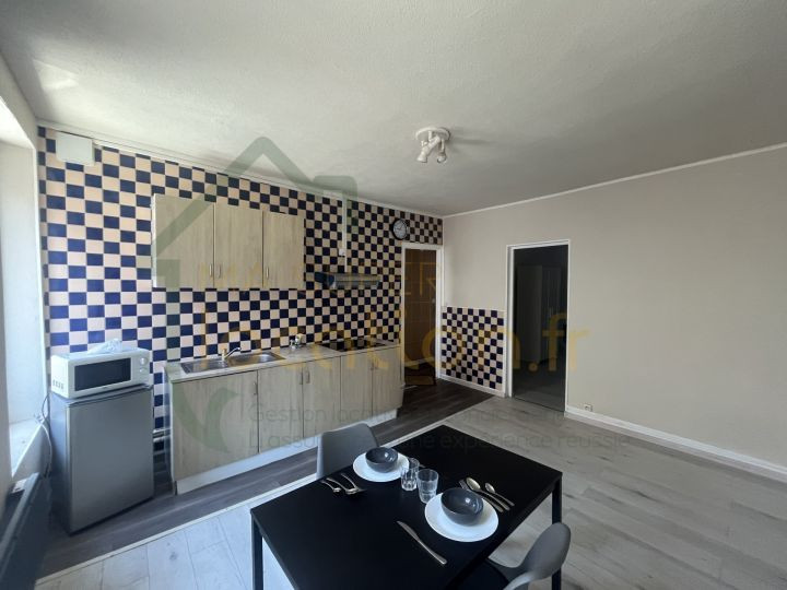 
                                                Location
                                                 Appartement 2 pièces meublé proche IUT