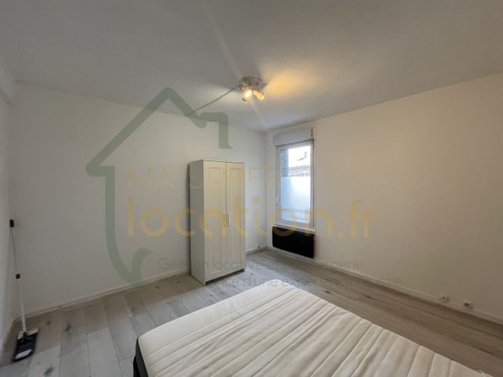
                                                Location
                                                 Appartement 2 pièces meublé proche IUT