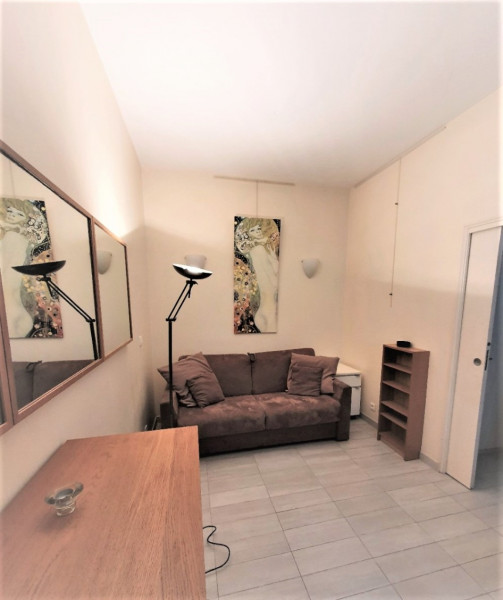 
                                                Location
                                                 APPARTEMENT 2 PIECES MEUBLEES - M° BOLIVAR 75019