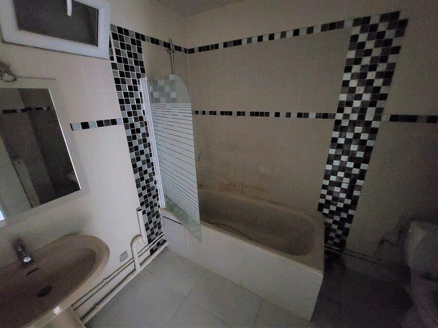
                                                Location
                                                 Appartement 2 pièces Nanterre balcon parking cave