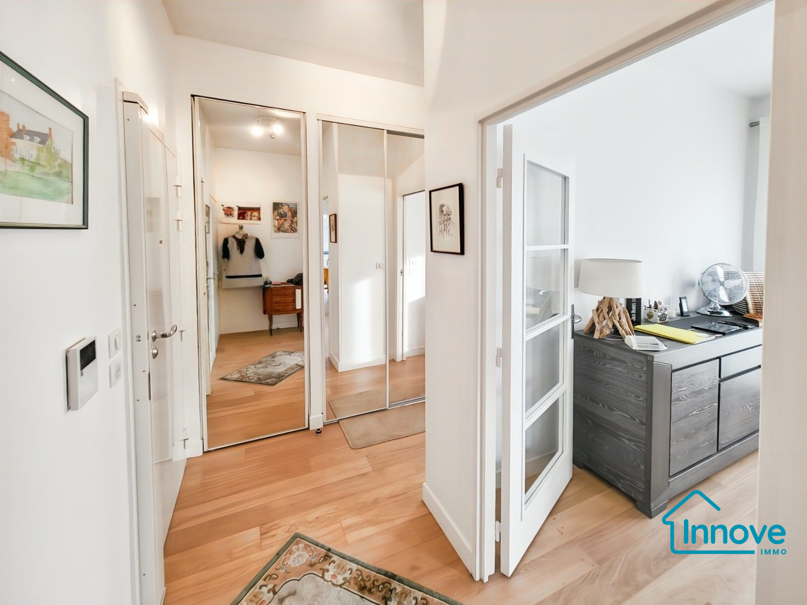 
                                                Vente
                                                 Appartement 2 pièces - Paris 14 - Balcon