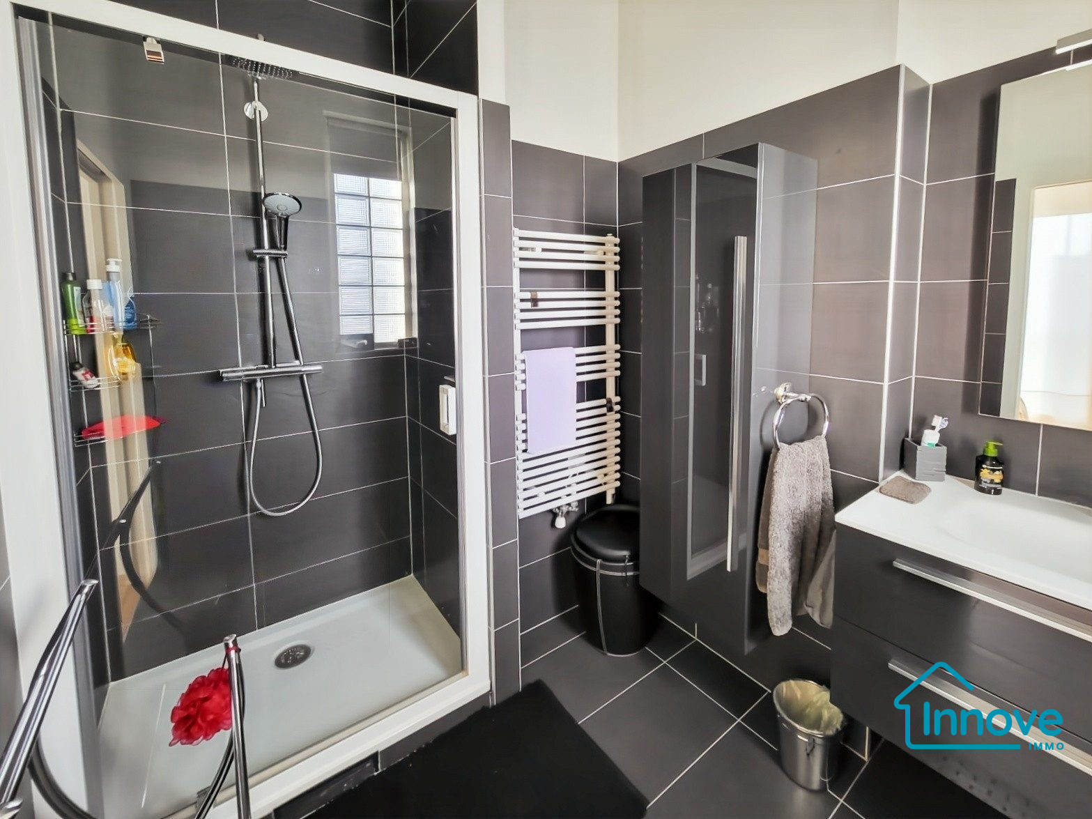 
                                                Vente
                                                 Appartement 2 pièces - Paris 14 - Balcon