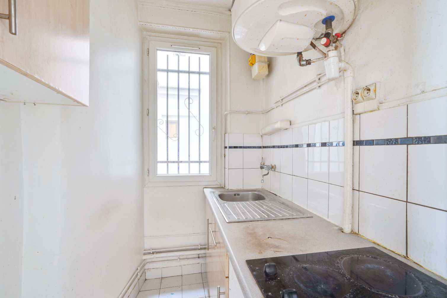 
                                                Vente
                                                 Appartement 2 pièces - 32,39 m2 - Paris 18e
