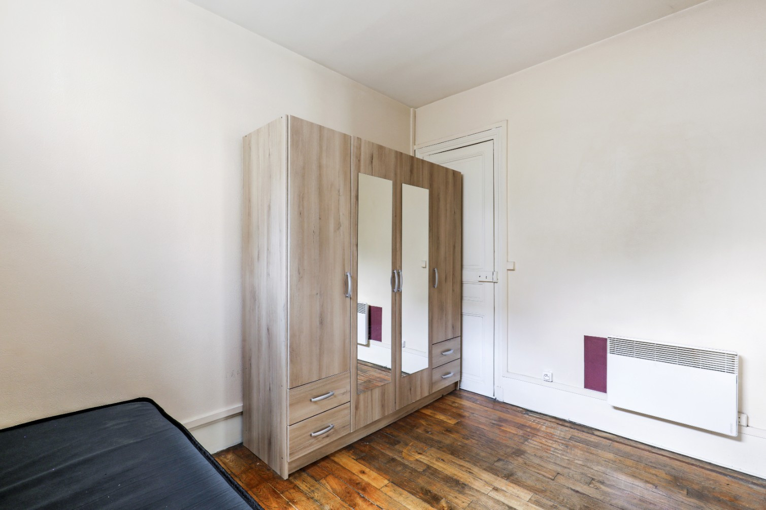 
                                                Vente
                                                 Appartement 2 pièces - Paris 20e