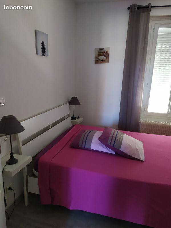 
                                                Location
                                                 Appartement 2 pièces Paris 20è