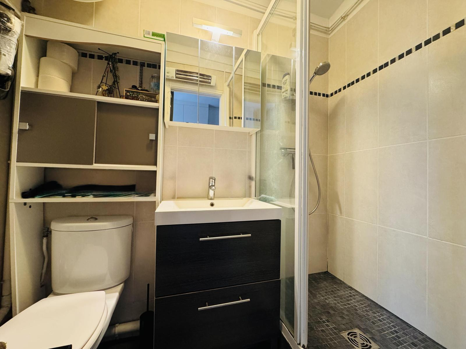 
                                                Location
                                                 Appartement 2 pièces Paris 4