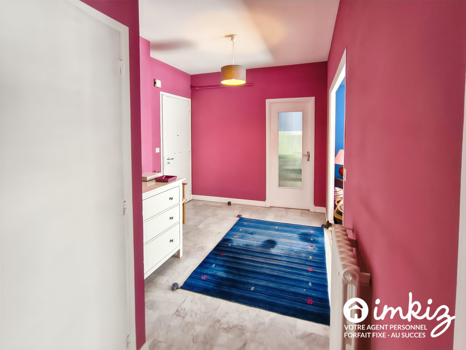 
                                                Vente
                                                 Appartement 2 pièces + parking