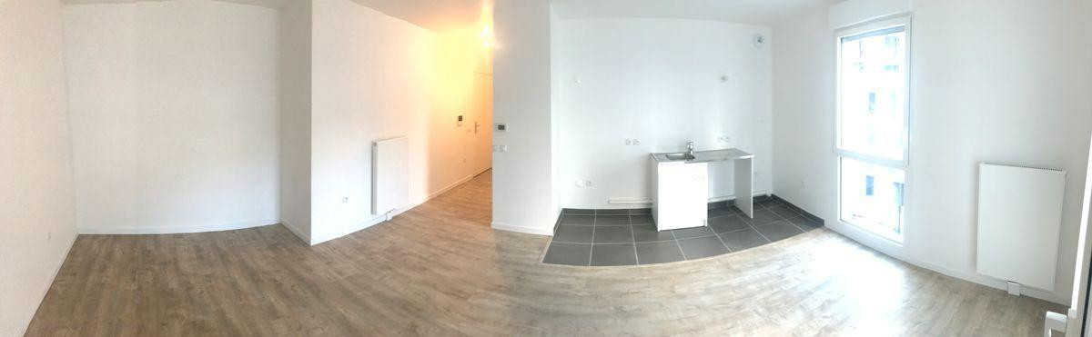 
                                                Location
                                                 Appartement 2 Pièces - Quasi NEUF