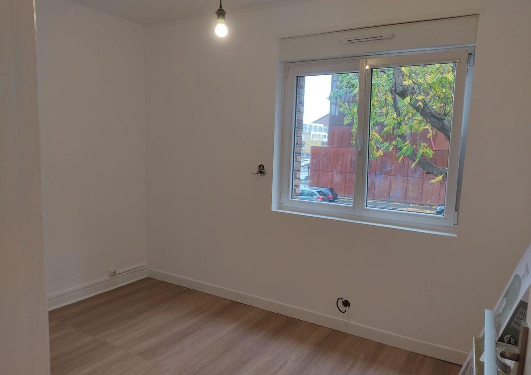 
                                                Location
                                                 Appartement 2 pièces refait à neuf à Lille