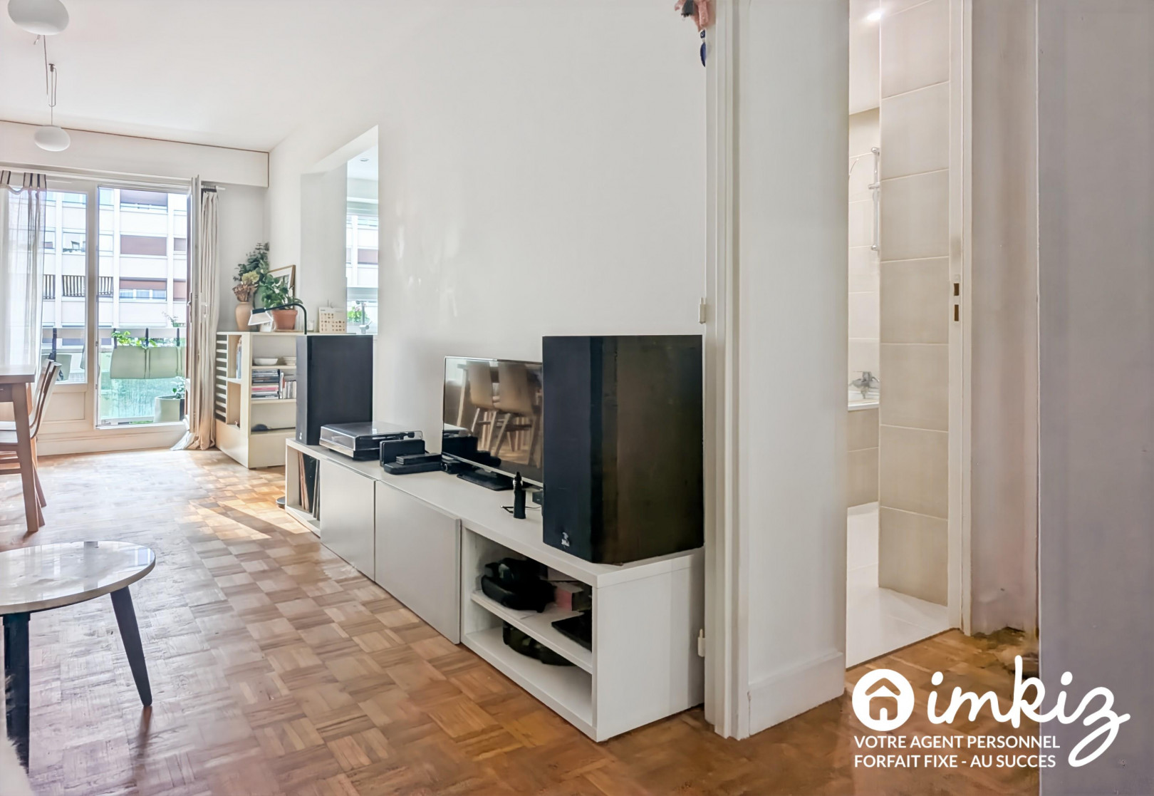 
                                                Vente
                                                 Appartement 2 pièces refait à neuf en 2019
