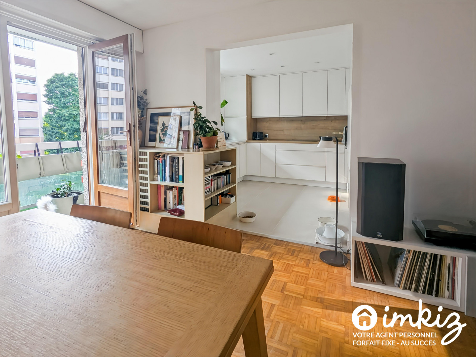 
                                                Vente
                                                 Appartement 2 pièces refait à neuf en 2019