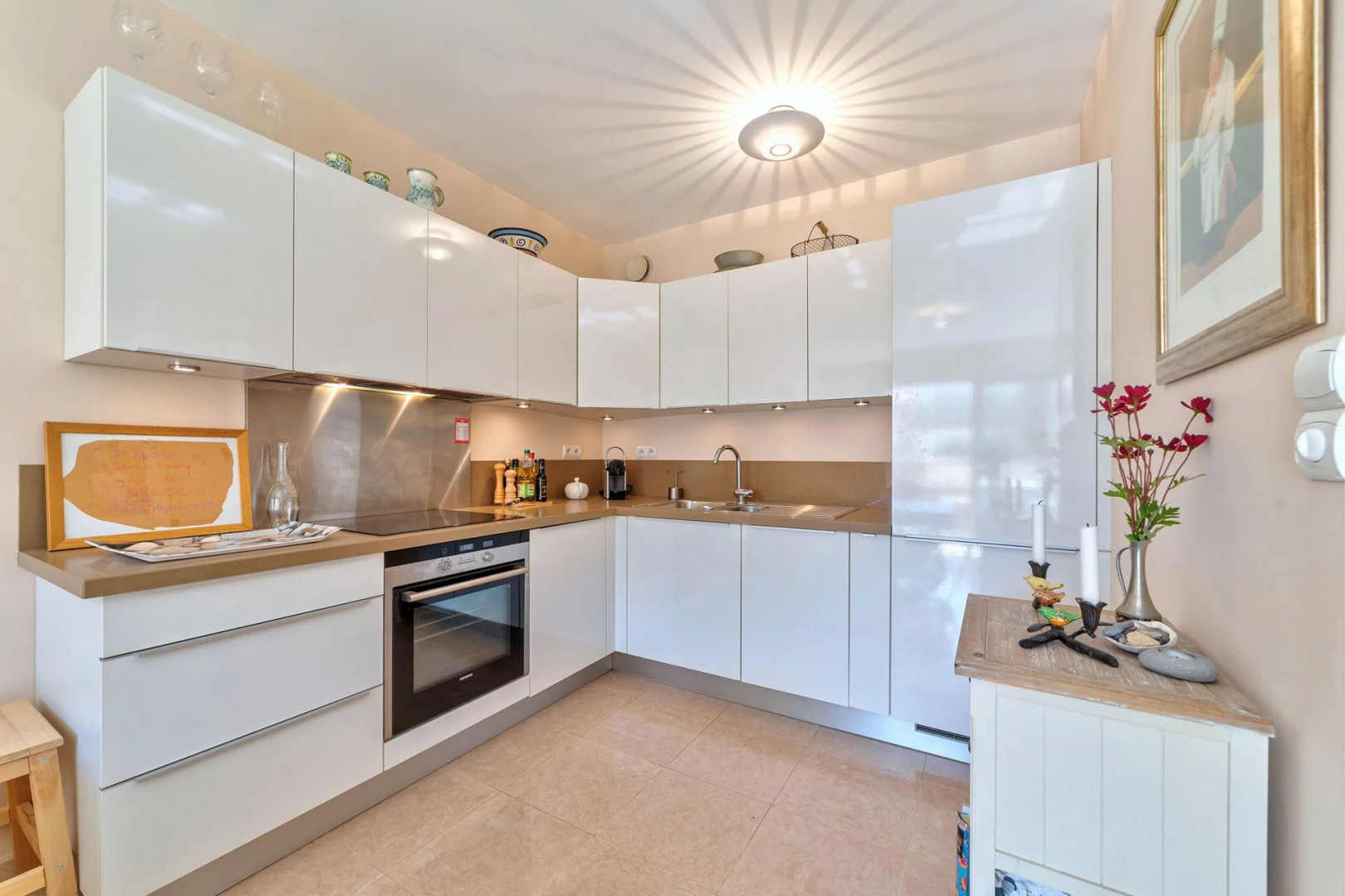 
                                                Vente
                                                 Appartement 2 pièces, résidence de luxe sur la Promenade à Nice