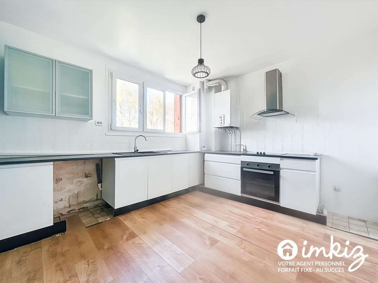 
                                                Vente
                                                 Appartement 2 pièces, résidence fermée, verdoyant