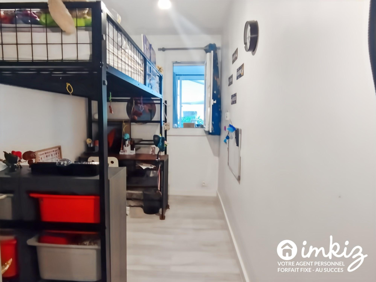 
                                                Vente
                                                 Appartement 2 pièces rez de jardin avec loggia