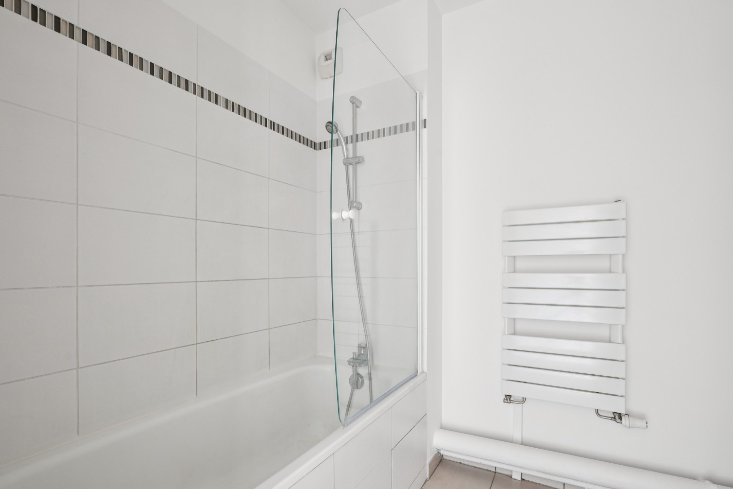 
                                                Vente
                                                 Appartement 2 pièces  - Saint-Ouen