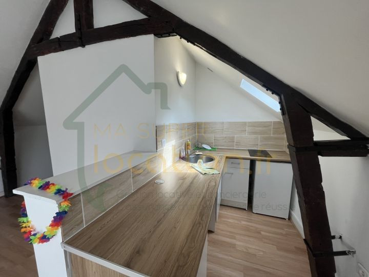 
                                                Location
                                                 Appartement 2 pièces situé en centre ville à SAINT-QUENTIN