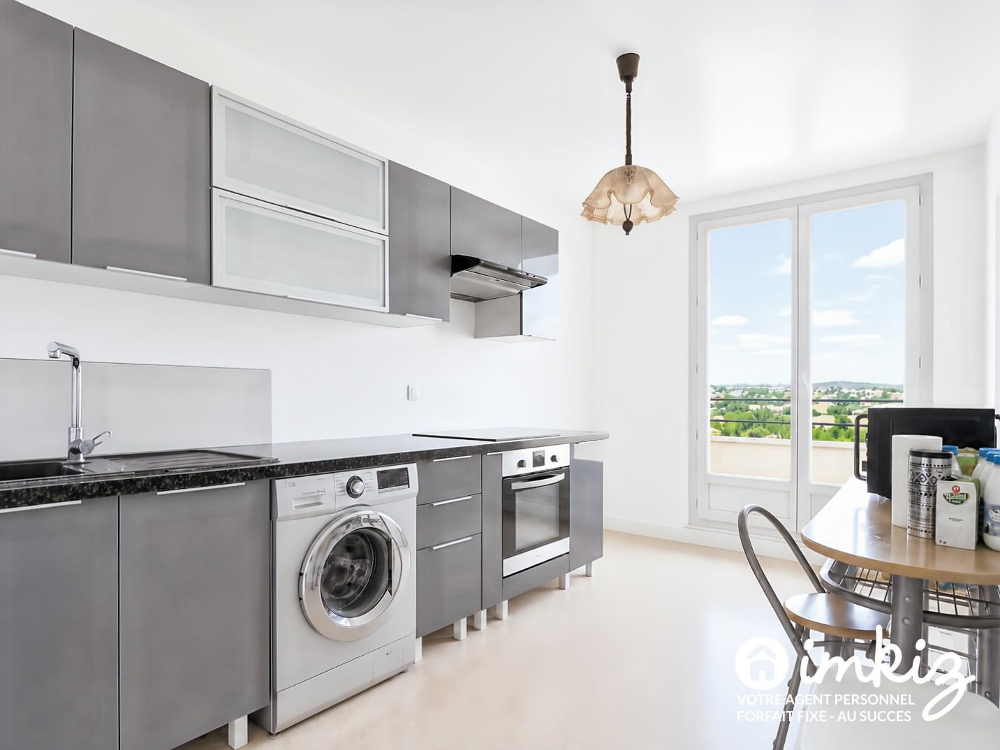 
                                                Vente
                                                 Appartement 2 pièces,  terrasse et parking